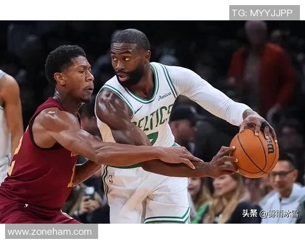 冠军底气！绿军8人上双屠骑士 小麦蒂30分打爆“克城韦德”