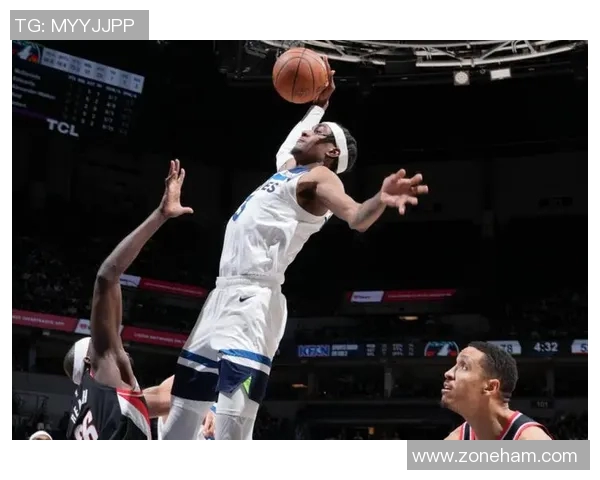 游刃有余！爱德华兹13中9拿到23分4助 正负值+28