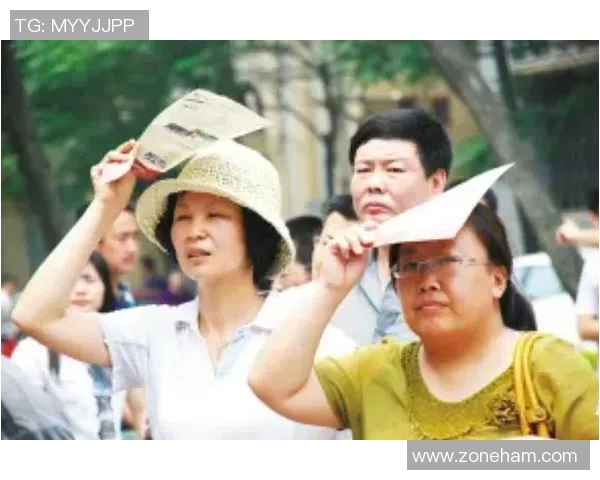 啃老你还嫌弃他？77送三罚&6犯&25投24分 老詹选择合理其实燃尽了